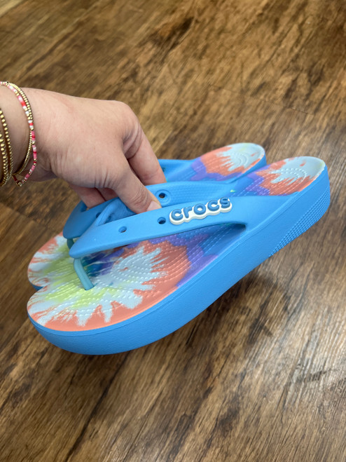 Vist Large View of Product Image Which is Used Crocs Flip Flops 7 60032-S000636918