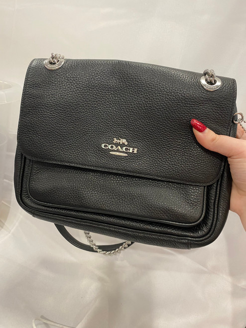 Vist Large View of Product Image Which is Used Coach Large Leather Handbag 60067-S000749890