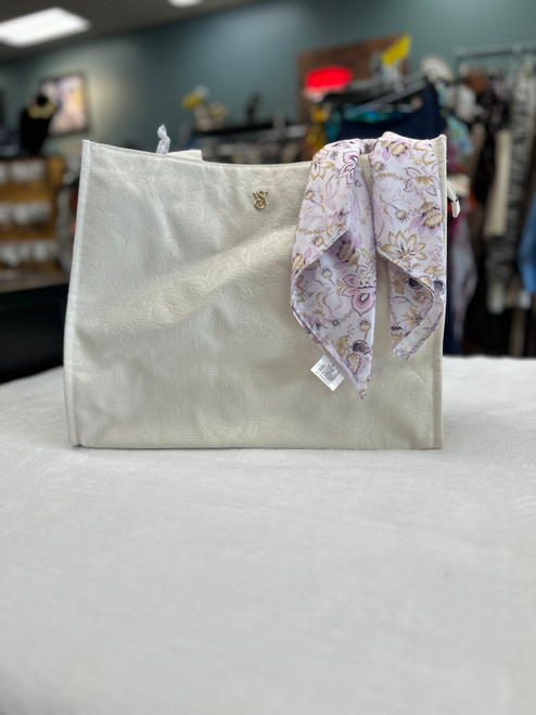 Vist Large View of Product Image Which is Used Unbranded Large Handbag