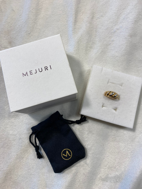 Vist Large View of Product Image Which is Used mejuri Necklace