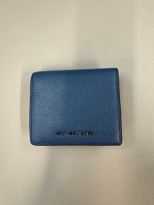 Vist Large View of Product Image Which is Used Michael Kors Leather Wallet 60006-S001104793