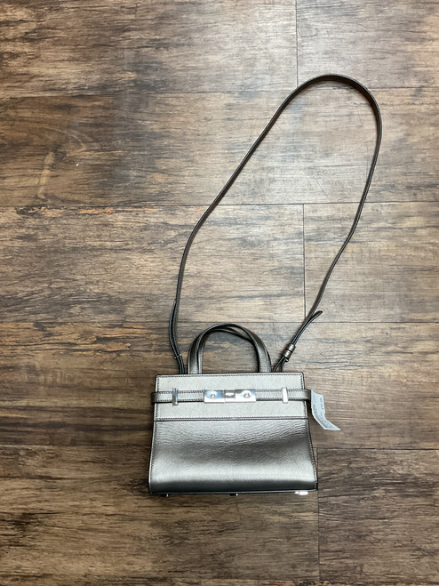 Vist Large View of Product Image Which is Used Saint Laurent Large Leather Handbag 60004-S000622019