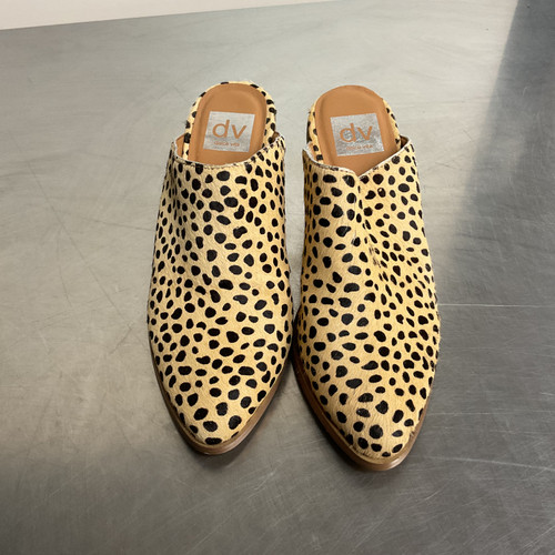 Vist Large View of Product Image Which is Used Dolce Vita Low Heels 7 60004-S000622037