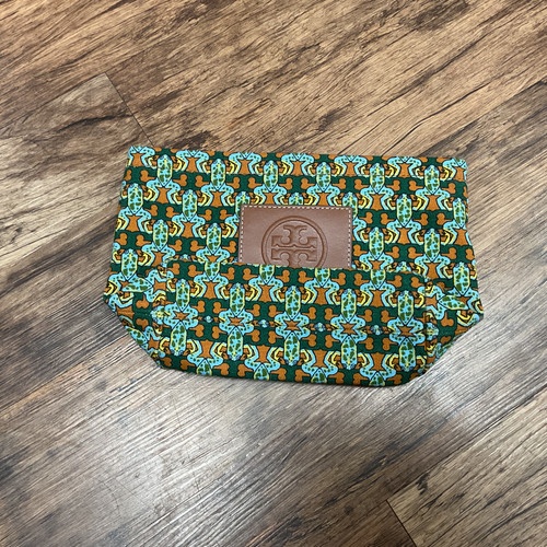 Vist Large View of Product Image Which is Used Tory Burch Wristlet 60004-S000622208