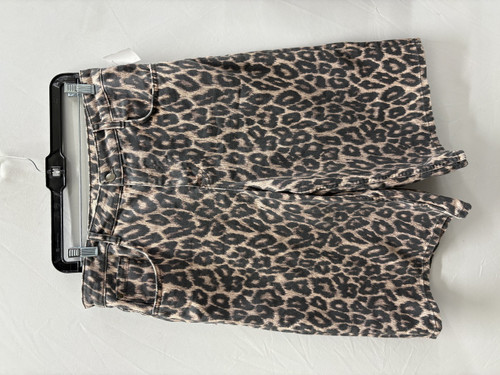 Vist Large View of Product Image Which is Used Pilcro Shorts 10-30 60137-S000065840