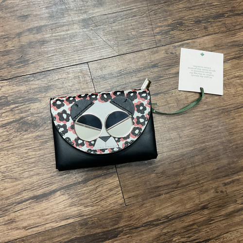 Vist Large View of Product Image Which is Used Kate spade Leather Wallet 60004-S000622268