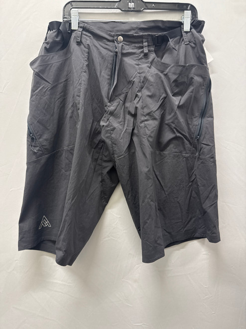 Vist Large View of Product Image Which is Used Grey www.7 Mens Shorts XL 60137-S000065900
