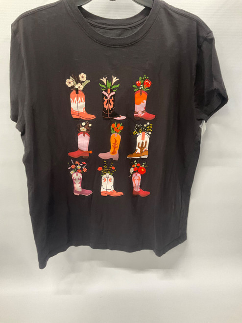 Vist Large View of Product Image Which is Used Unbranded T-Shirt F L-12/14