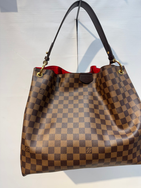Vist Large View of Product Image Which is Used Louis Vuitton Xlarge Leather Handbag 60132-S000100645