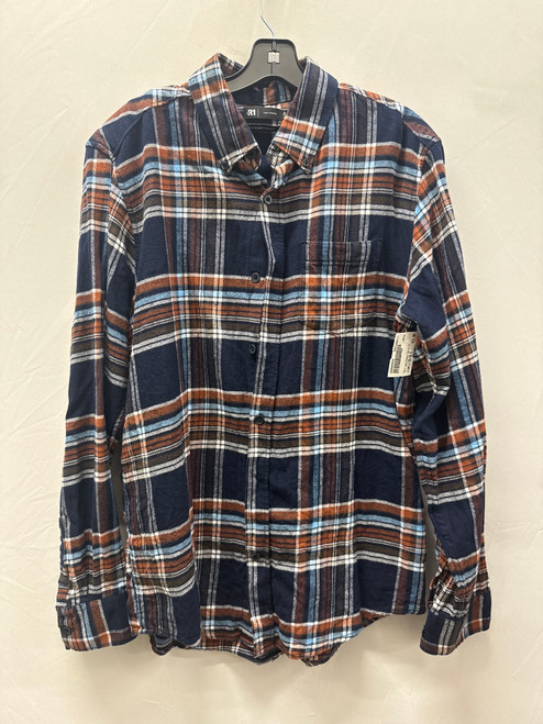 Vist Large View of Product Image Which is Used Blue Top-le 31 Mens Long Sleeve Top L/16-16.5 60137-S000065936