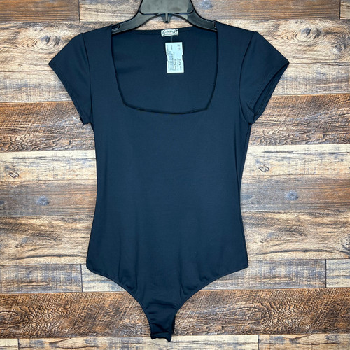 Vist Large View of Product Image Which is Used Free People Short Sleeve Top M-8/10