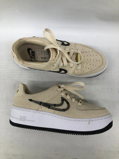 Vist Large View of Product Image Which is Used Nike Casual Shoes 6.5 60124-S000163752
