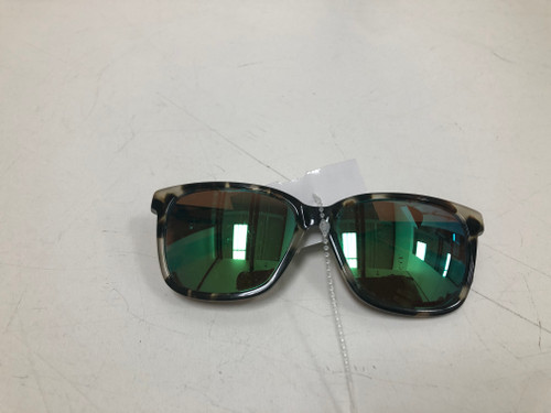 Vist Large View of Product Image Which is Used Unbranded Sunglasses 60060-S000591555