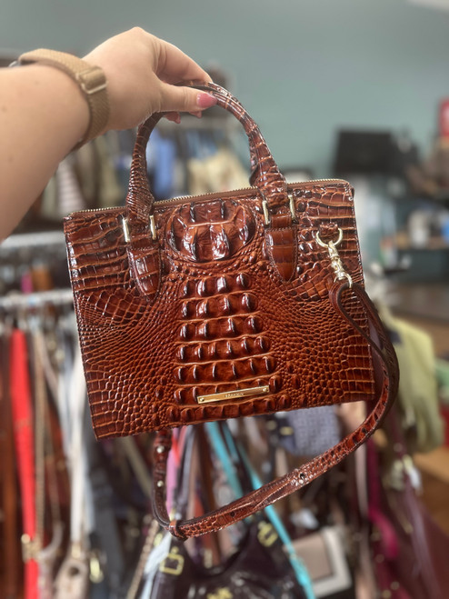 Vist Large View of Product Image Which is Used Brahmin Small Leather Handbag 60032-S000637632