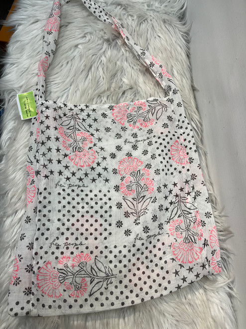 Vist Large View of Product Image Which is Used Unbranded Small Handbag 60132-S000100929