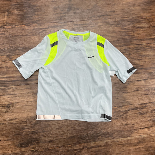 Vist Large View of Product Image Which is Used Brooks Active Short Sleeve M-8/10 60004-S000622592