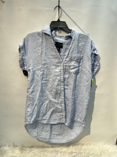 Vist Large View of Product Image Which is Used Tahari Short Sleeve Top M-8/10 60132-S000101141