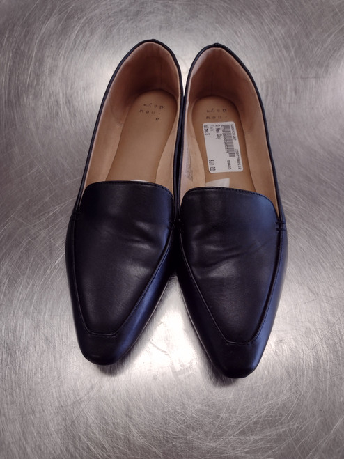 Vist Large View of Product Image Which is Used A New Day Flats 9