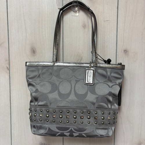 Vist Large View of Product Image Which is Used Coach Large Leather Handbag 60093-S000358202