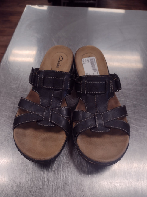 Used Clarks Sandals 10 60112-S000422273 Vist Large View of Product Image Which is Used Clarks Sandals 10