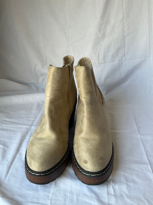 Vist Large View of Product Image Which is Used Pierre Dumas Ankle Boots 10