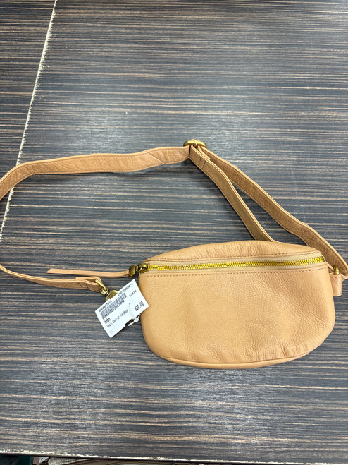 Vist Large View of Product Image Which is Used Hobo Small Leather Handbag 60032-S000637818