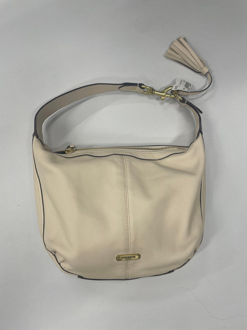 Vist Large View of Product Image Which is Used Beige Coach Large Leather Handbag 60137-S000066105