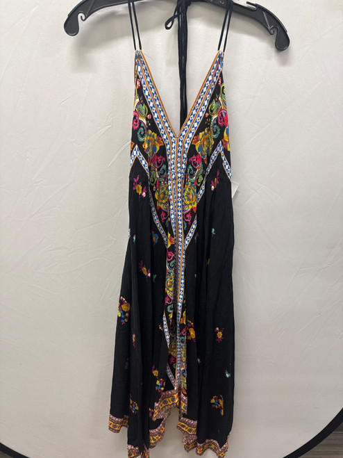 Vist Large View of Product Image Which is Used Black Flying Tomato Long Dress B S-4/6 60137-S000066135