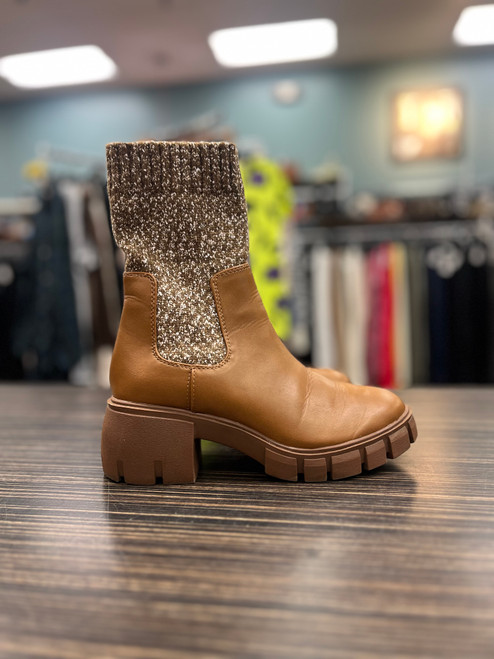 Vist Large View of Product Image Which is Used Unbranded Ankle Boots 6 60091-S000538194