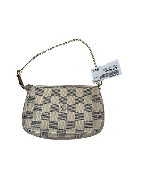 Vist Large View of Product Image Which is Used Louis Vuitton Leather Wristlet 60047-S000582063