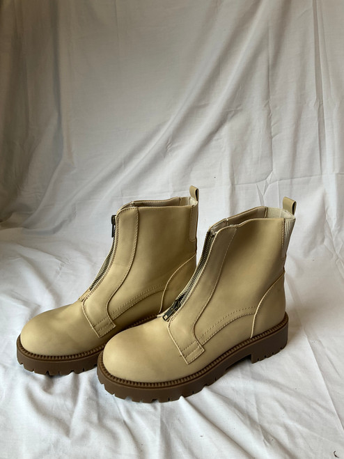 Vist Large View of Product Image Which is Used So Ankle Boots 9
