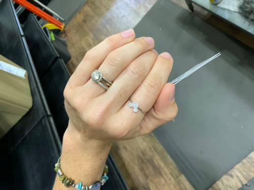 Vist Large View of Product Image Which is Used Pandora Ring 60126-S000385828