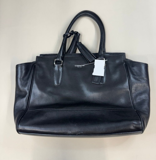 Vist Large View of Product Image Which is Used Coach Xlarge Leather Handbag 60006-S001106497