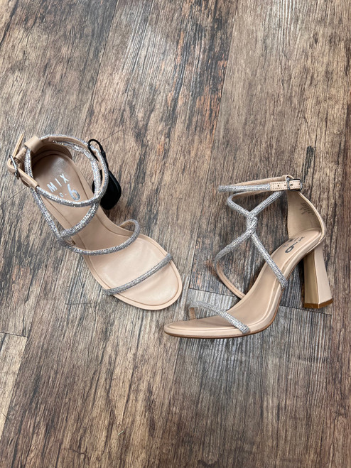 Vist Large View of Product Image Which is Used Mix No. 6 High Heels 6.5 60043-S000876891