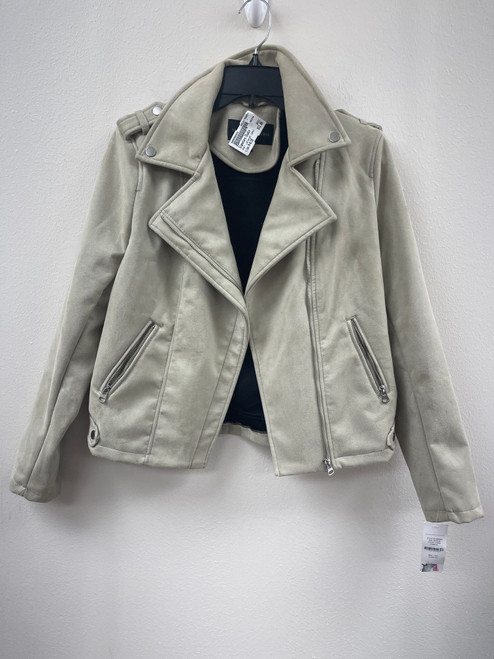 Vist Large View of Product Image Which is Used Signature Studio Short Light Jacket M-8/10