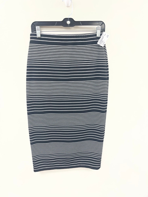 Vist Large View of Product Image Which is Used Max Studio Fall Short Skirt P 4-27