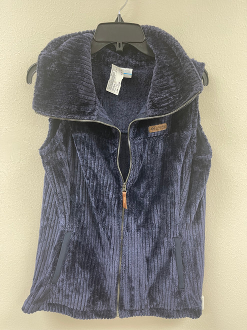 Vist Large View of Product Image Which is Used Columbia Lightweight Vest L-12/14