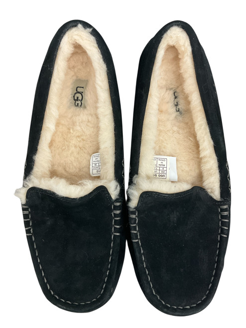 Vist Large View of Product Image Which is Used Ugg Australia Flats 9 60135-S000081556