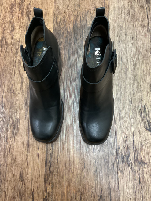 Vist Large View of Product Image Which is Kirk ease Used Unbranded Ankle Boots 8.5 60004-S000622813