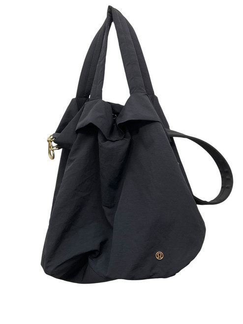 Vist Large View of Product Image Which is Used Lululemon Athletica Xlarge Handbag 60017-S001058363