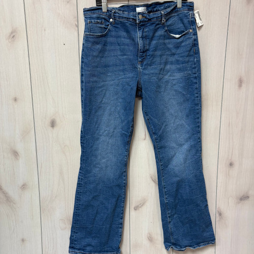 Used Loft Denim 18-34 60093-S000358652 Vist Large View of Product Image Which is Used Loft Denim 18-34