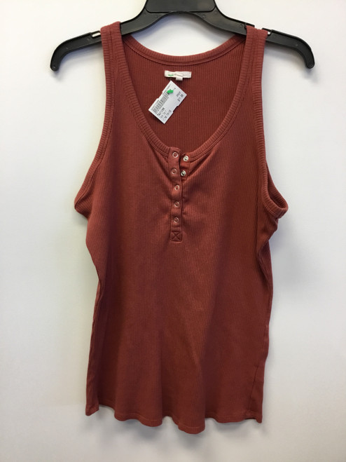 Vist Large View of Product Image Which is Used Maurices Tank Top 1X-18