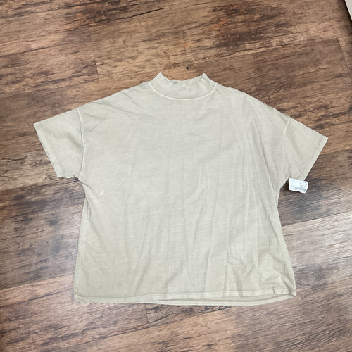 Vist Large View of Product Image Which is Used Free People Short Sleeve Top M-8/10 60004-S000623190