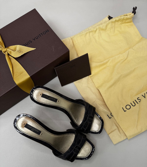 Vist Large View of Product Image Which is Used Louis Vuitton Low Heels 5.5