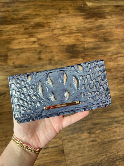Vist Large View of Product Image Which is Used Brahmin Leather Wallet 60032-S000638510