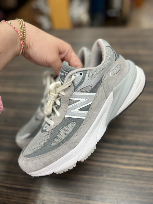 Vist Large View of Product Image Which is Used Unbranded Performance Shoes 7.5 60032-S000638528