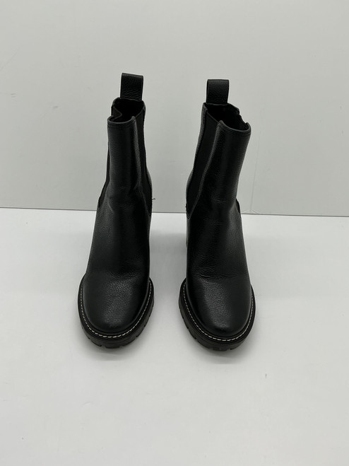 Vist Large View of Product Image Which is Used Ugg Australia Ankle Boots 7 60126-S000386514