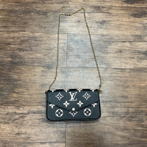 Vist Large View of Product Image Which is Used Louis Vuitton Small Leather Handbag 60004-S000623276