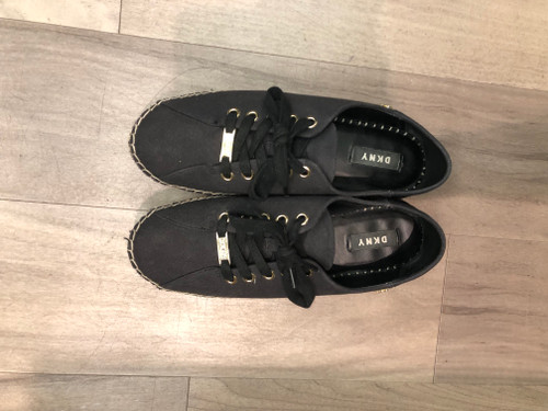 Vist Large View of Product Image Which is Used DKNY Performance Shoes 7 60107-S000293843
