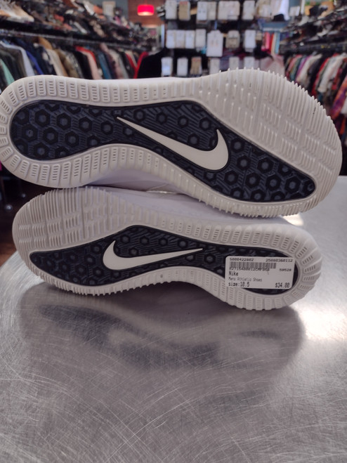 Vist Large View of Product Image Which is Used Nike Mens Athletic Shoes 10.5